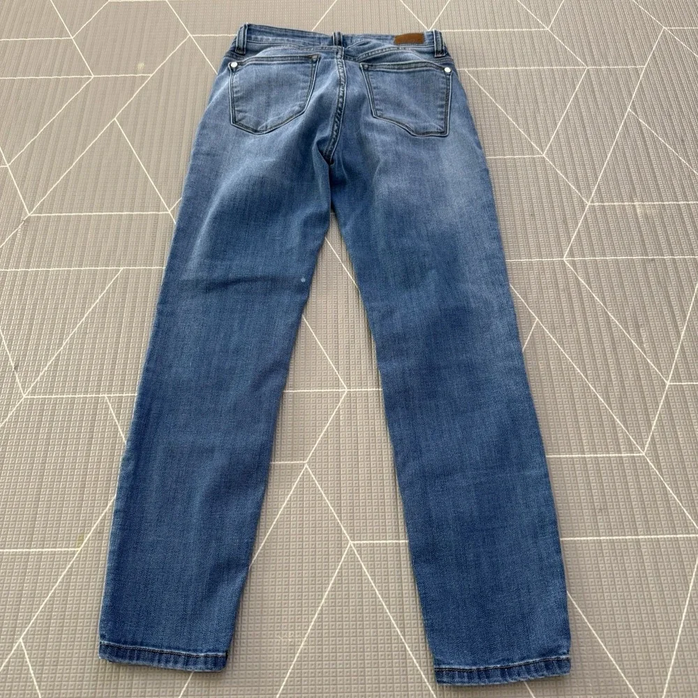 Judy Blue Relaxed Fit Jeans Size 5/27 JB82103MD Medium Wash Whiskering - Picture 2 of 11